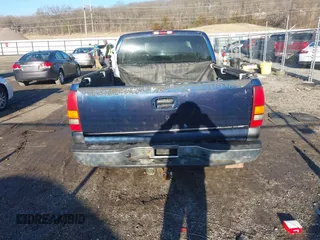 2000 Chevrolet Silverado 1500 LS with VIN 2GCEK19T8Y1253263, listed as a IAAI auction lot 41753116 with 174,610 mi miles. Bid and sale history available at carsss.com. Image 17.