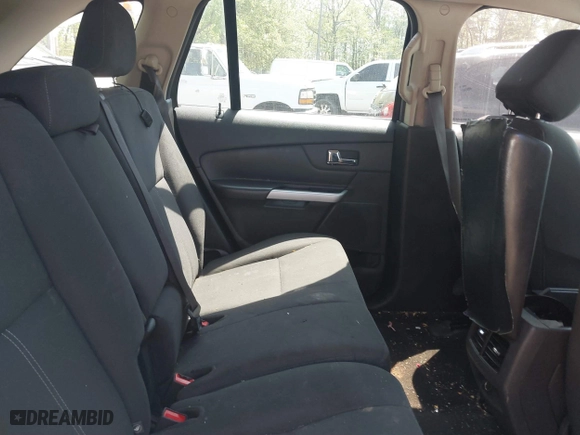 2014 Ford Edge SE with VIN 2FMDK3GC0EBA81029, listed as a IAAI auction lot 40851638 with 110,477 mi miles. Bid and sale history available at carsss.com. Image 8.