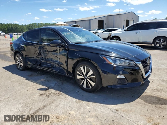 2021 Nissan Altima 2.5 SV with VIN 1N4BL4DV0MN353463, listed as a Copart auction lot 62291304 with 104,768 mi miles and Salvage Title. Bid and sale history available at carsss.com. Image 4.