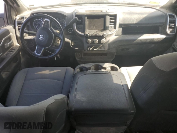 2024 Ram 2500 Big Horn z VIN 3C6UR5DL5RG100958, wystawiony jako Copart lot #56332725 z przebiegiem 24 686 mil mil oraz Czysty tytuł • Clean title. Historia ofert i sprzedaży dostępna na DreamBid. Obrazek 8.