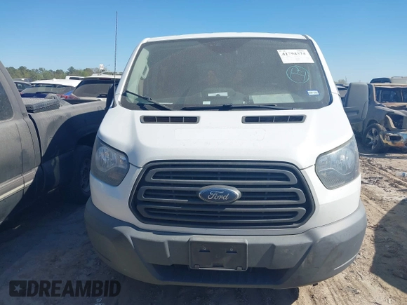 2018 Ford Transit с VIN 1FTYE1YM6JKB20389, выставлен на аукционе IAAI как лот 41794374 с пробегом 149 620 миль миль и . История ставок и продаж доступна на DreamBid. Изображение 6.