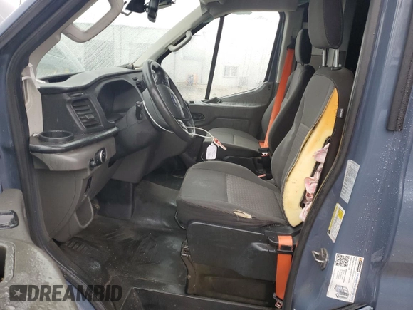 2021 Ford Transit Cargo с VIN 1FTBR3X84MKA97774, выставлен на аукционе Copart как лот 80046504 с пробегом 36 983 миль миль и Списание • Salvage title. История ставок и продаж доступна на DreamBid. Изображение 7.