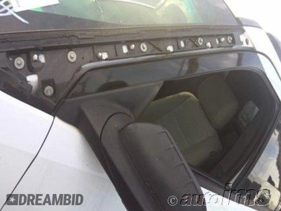 2014 Ford Explorer z VIN 1FM5K7B8XEGA75259, wystawiony jako IAAI lot #42619752 z przebiegiem 128 431 mil mil oraz . Historia ofert i sprzedaży dostępna na DreamBid. Obrazek 6.