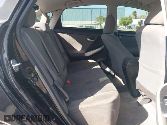 2015 Toyota Prius Four with VIN JTDKN3DU0F1986030, listed as a IAAI auction lot 42034054 with 194,915 mi miles. Bid and sale history available at carsss.com. Image 8.