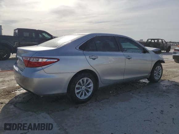 2015 Toyota Camry XLE with VIN 4T4BF1FK3FR503711, listed as a Copart auction lot 48924595 with 142,377 mi miles and Salvage Title. Bid and sale history available at carsss.com. Image 3.