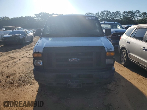 2008 Ford Econoline Cargo with VIN 1FTSS34S58DB56250, listed as a Copart auction lot 54625645 with 142,123 mi miles and Clean title. Bid and sale history available at DreamBid. Image 5.