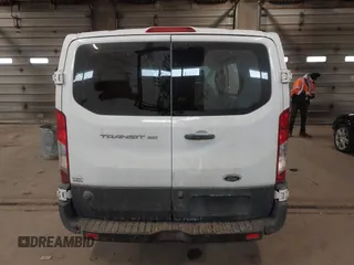 2016 Ford Transit Cargo z VIN 1FTYE1YM1GKB30742, wystawiony jako IAAI lot #41357645 z przebiegiem 240 747 mil mil oraz . Historia ofert i sprzedaży dostępna na DreamBid. Obrazek 17.