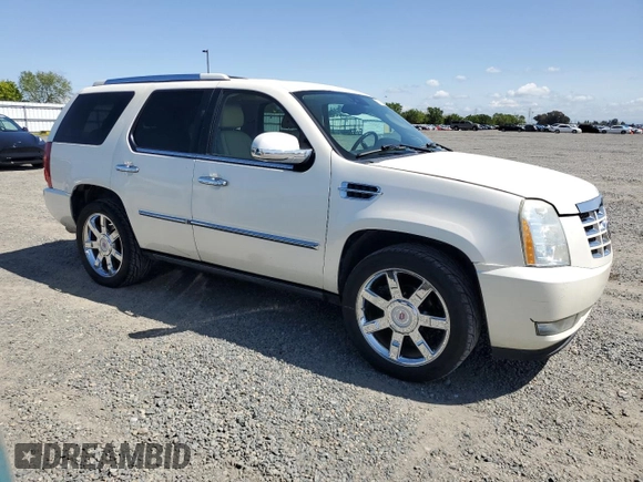 2007 Cadillac Escalade z VIN 1GYEC63827R397535, wystawiony jako Copart lot #51983615 z przebiegiem 148 736 mil mil oraz Szkoda całkowita • Salvage title. Historia ofert i sprzedaży dostępna na DreamBid. Obrazek 4.