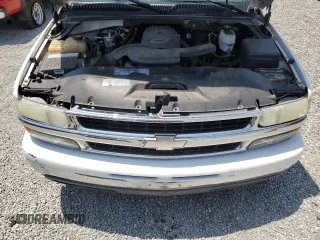 2004 Chevrolet Tahoe LS z VIN 1GNEC13T94R165160, wystawiony jako Copart lot #59994985 z przebiegiem 303 473 mil mil oraz Szkoda całkowita • Salvage title. Historia ofert i sprzedaży dostępna na DreamBid. Obrazek 12.