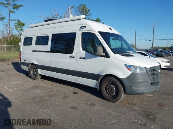 2021 Mercedes-Benz Sprinter Cargo with VIN W1Y4ECHYXMT078168, listed as a IAAI auction lot 41796015 with 14,472 mi miles and . Bid and sale history available at carsss.com. Image 1.