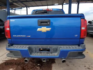 2019 Chevrolet Colorado 2WD LT with VIN 1GCGSCENXK1122733, listed as a Copart auction lot 50536375 with 101,821 mi miles and Salvage Title. Bid and sale history available at DreamBid. Image 6.