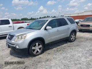 2010 GMC Acadia SLT1 z VIN 1GKLRMED7AJ176632, wystawiony jako IAAI lot #42305202 z przebiegiem 196 464 mil mil oraz . Historia ofert i sprzedaży dostępna na DreamBid. Obrazek 2.