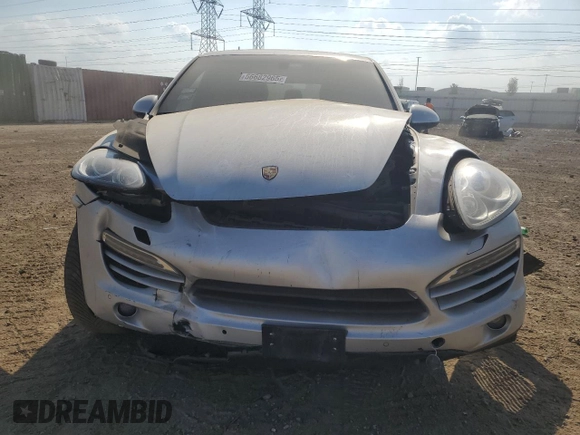 2013 Porsche Cayenne Diesel z VIN WP1AF2A21DLA22980, wystawiony jako Copart lot #56682965 z przebiegiem 265 633 mil mil oraz Szkoda całkowita • Salvage title. Historia ofert i sprzedaży dostępna na DreamBid. Obrazek 5.