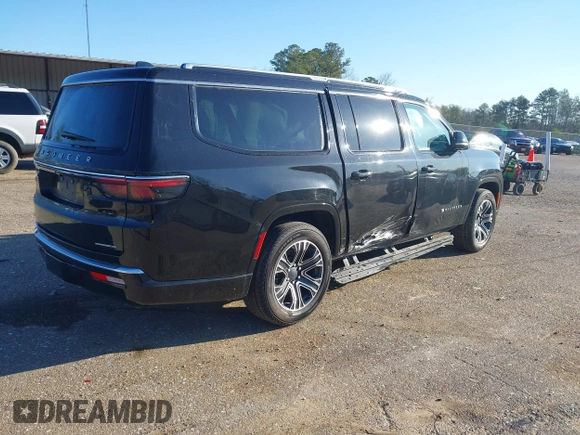 2023 Jeep Wagoneer Series II with VIN 1C4SJSBP1PS557378, listed as a IAAI auction lot 41806493 with 68,806 mi miles and . Bid and sale history available at DreamBid. Image 4.