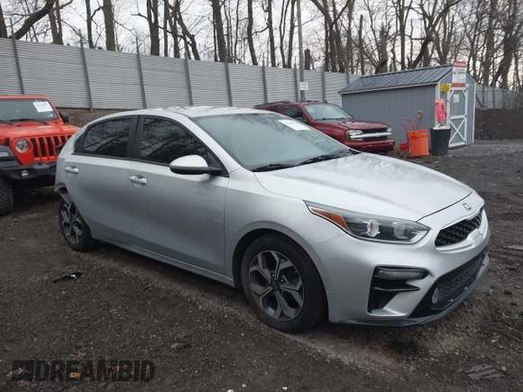 2021 Kia Forte LXS z VIN 3KPF24AD5ME284641, wystawiony jako IAAI lot #41946726 z przebiegiem 84 684 mil mil oraz . Historia ofert i sprzedaży dostępna na DreamBid. Obrazek 1.