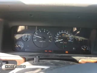 1997 Jeep Grand Cherokee Limited with VIN 1J4GZ78Y4VC567237, listed as a Copart auction lot 49059105 with 177,478 mi miles and Salvage Title. Bid and sale history available at carsss.com. Image 9.