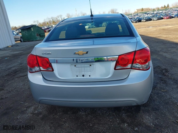 2014 Chevrolet Cruze LS with VIN 1G1PA5SH4E7210491, listed as a IAAI auction lot 41745412 with 86,238 mi miles. Bid and sale history available at carsss.com. Image 16.