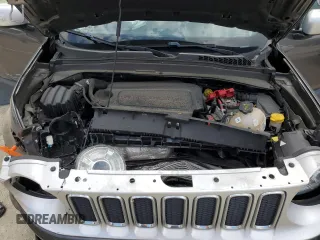 2018 Jeep Renegade Limited with VIN ZACCJADB7JPH12741, listed as a Copart auction lot 61870483 with 63,182 mi miles and Salvage title. Bid and sale history available at DreamBid. Image 12.