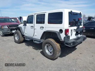 2014 Jeep Wrangler Unlimited Sahara with VIN 1C4BJWEG6EL203866, listed as a IAAI auction lot 41846091 with 105,296 mi miles. Bid and sale history available at carsss.com. Image 3.