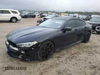 2022 BMW 8 Series M850i with VIN WBAGV8C02NCH18326, listed as a Copart auction lot 78362624 with 21,393 mi miles and Salvage Title. Bid and sale history available at carsss.com. Image 1.