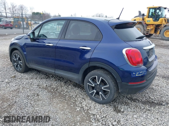 2016 FIAT 500X Easy z VIN ZFBCFXBT3GP386641, wystawiony jako IAAI lot #41946706 z przebiegiem 133 908 mil mil oraz . Historia ofert i sprzedaży dostępna na DreamBid. Obrazek 3.