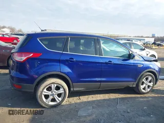 2013 Ford Escape SE with VIN 1FMCU0GX1DUA03049, listed as a IAAI auction lot 41780256 with 121,762 mi miles. Bid and sale history available at carsss.com. Image 13.