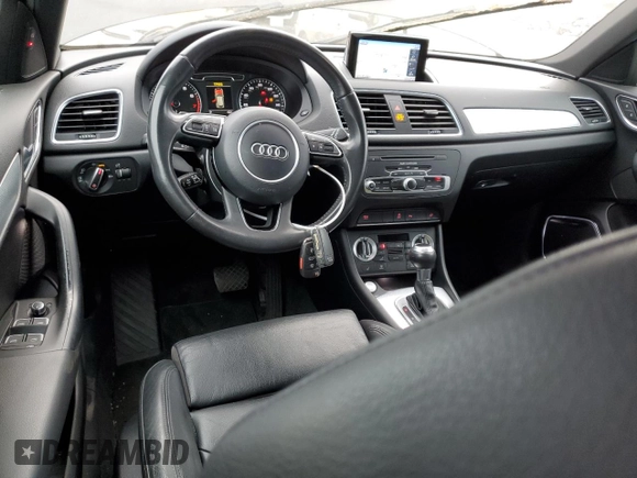 2015 Audi Q3 2.0T Prestige with VIN WA1GFCFS3FR005909, listed as a Copart auction lot 44840035 with 138,803 mi miles and Clean Title. Bid and sale history available at carsss.com. Image 8.