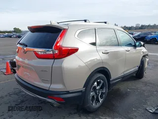 2017 Honda CR-V Touring with VIN 5J6RW2H99HL002127, listed as a IAAI auction lot 41517919 with 18,367 mi miles. Bid and sale history available at carsss.com. Image 4.