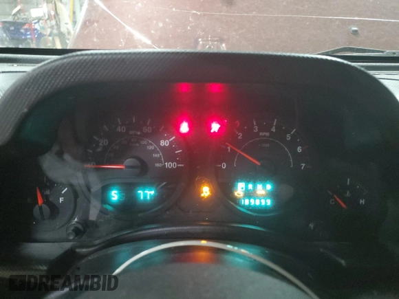 2008 Jeep Wrangler X with VIN 1J4FA24178L598825, listed as a Copart auction lot 59127274 with 189,899 mi miles and Salvage Title. Bid and sale history available at DreamBid. Image 9.
