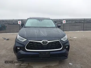 2022 Toyota Highlander XLE z VIN 5TDGZRAH5NS559562, wystawiony jako IAAI lot #41540293 z przebiegiem 36 421 mil mil oraz . Historia ofert i sprzedaży dostępna na DreamBid. Obrazek 12.