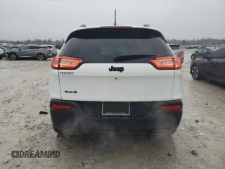 2018 Jeep Cherokee Latitude with VIN 1C4PJMCX5JD589634, listed as a Copart auction lot 42733965 with 127,927 mi miles and Salvage title. Bid and sale history available at DreamBid. Image 6.