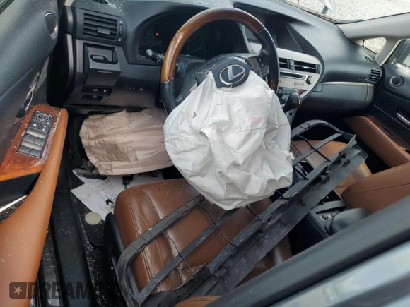 2013 Lexus RX 450h z VIN JTJZB1BA4D2410952, wystawiony jako Copart lot #61969555 z przebiegiem Nie podano mil oraz Szkoda całkowita • Salvage title. Historia ofert i sprzedaży dostępna na DreamBid. Obrazek 8.