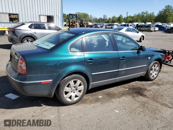 2002 Volkswagen Passat GLX z VIN WVWTH63B72P066013, wystawiony jako Copart lot #53750585 z przebiegiem 114 175 mil mil oraz Szkoda całkowita • Salvage title. Historia ofert i sprzedaży dostępna na DreamBid. Obrazek 3.