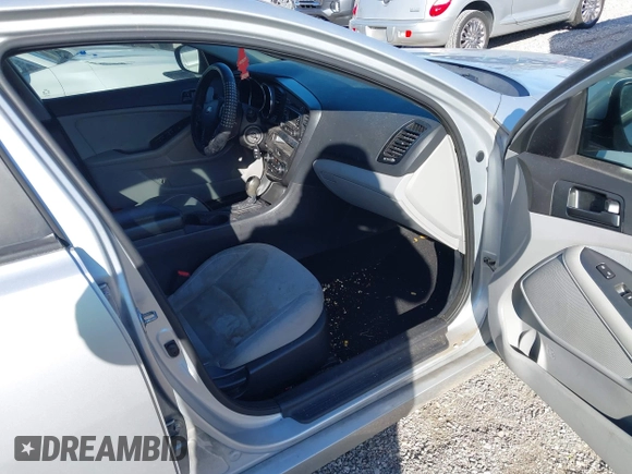 2013 Kia Optima LX with VIN 5XXGM4A79DG199785, listed as a IAAI auction lot 42015820 with 137,202 mi miles. Bid and sale history available at carsss.com. Image 5.