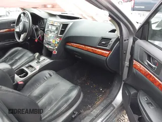 2010 Subaru Outback Limited z VIN 4S4BRCJCXA3340678, wystawiony jako IAAI lot #41558411 z przebiegiem Nie podano mil oraz . Historia ofert i sprzedaży dostępna na DreamBid. Obrazek 5.