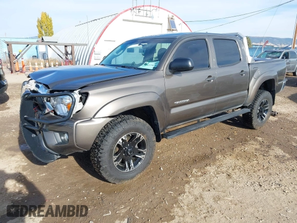 2014 Toyota Tacoma with VIN 3TMLU4EN3EM143882, listed as a IAAI auction lot 40657975 with 125,008 mi miles. Bid and sale history available at carsss.com. Image 17.
