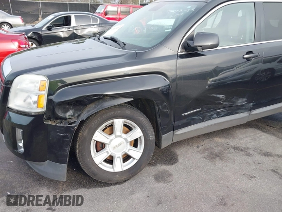 2013 GMC Terrain SLT with VIN 2GKFLUE35D6163157, listed as a IAAI auction lot 41561107 with 234,403 mi miles and . Bid and sale history available at carsss.com. Image 6.