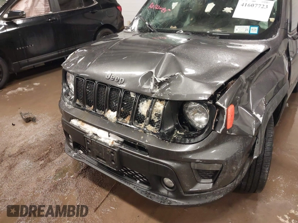 2021 Jeep Renegade Latitude with VIN ZACNJDBB1MPM71726, listed as a IAAI auction lot 41607723 with 30,655 mi miles. Bid and sale history available at carsss.com. Image 6.