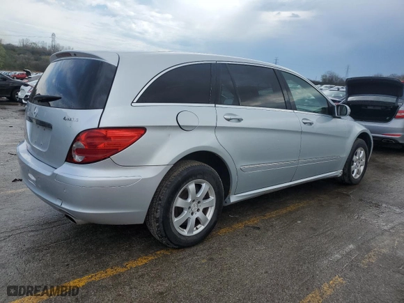 2007 Mercedes-Benz R-Class 3.5L with VIN 4JGCB65E27A051675, listed as a Copart auction lot 54390065 with 129,136 mi miles and Clean Title. Bid and sale history available at carsss.com. Image 3.