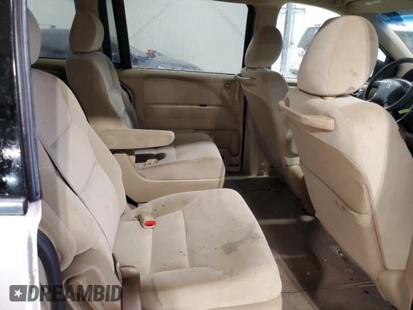 2010 Honda Odyssey LX z VIN 5FNRL3H2XAB110286, wystawiony jako Copart lot #46936125 z przebiegiem 127 979 mil mil oraz Czysty tytuł • Clean title. Historia ofert i sprzedaży dostępna na DreamBid. Obrazek 11.