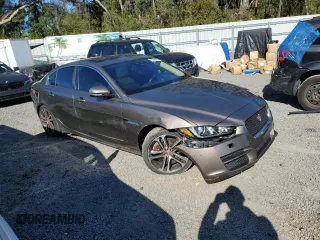 2017 Jaguar XE 35t Premium with VIN SAJAD4BV5HA976145, listed as a Copart auction lot 41840475 with 108,899 mi miles and Clean Title. Bid and sale history available at DreamBid. Image 4.