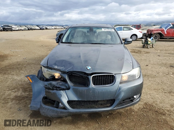 2011 BMW 3 Series 328i z VIN WBAPH5C52BA445975, wystawiony jako Copart lot #54179105 z przebiegiem 117 147 mil mil oraz Szkoda całkowita • Salvage title. Historia ofert i sprzedaży dostępna na DreamBid. Obrazek 5.