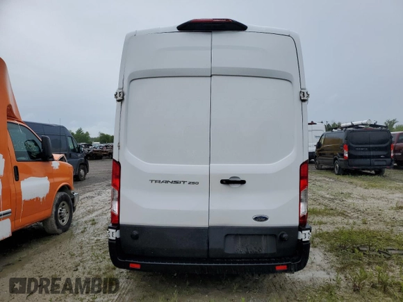 2023 Ford Transit Cargo с VIN 1FTBR1X8XPKB23061, выставлен на аукционе Copart как лот 58814525 с пробегом 24 432 миль миль и Списание • Salvage title. История ставок и продаж доступна на DreamBid. Изображение 6.