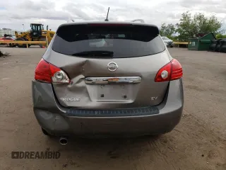 2011 Nissan Rogue SV z VIN JN8AS5MT9BW161225, wystawiony jako Copart lot #55795695 z przebiegiem 132 670 mil mil oraz Szkoda całkowita • Salvage title. Historia ofert i sprzedaży dostępna na DreamBid. Obrazek 6.