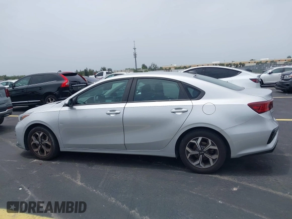 2019 Kia Forte LXS с VIN 3KPF24AD6KE044933, выставлен на аукционе IAAI как лот 42424725 с пробегом 142 854 миль миль и . История ставок и продаж доступна на DreamBid. Изображение 14.