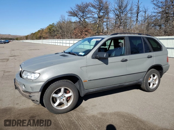 2001 BMW X5 3.0i with VIN WBAFA53511LP21887, listed as a Copart auction lot 47018245 with 0 mi miles and Salvage Title. Bid and sale history available at carsss.com. Image 1.