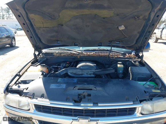2002 Chevrolet Tahoe LT with VIN 1GNEK13Z62J160310, listed as a IAAI auction lot 41710379 with 154,873 mi miles. Bid and sale history available at carsss.com. Image 10.