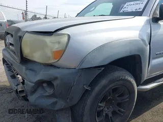 2010 Toyota Tacoma PreRunner z VIN 5TEJU4GN0AZ730557, wystawiony jako IAAI lot #41642019 z przebiegiem 196 355 mil mil oraz . Historia ofert i sprzedaży dostępna na DreamBid. Obrazek 17.