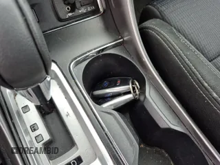 2022 Subaru Ascent Premium z VIN 4S4WMAED8N3429842, wystawiony jako IAAI lot #42561423 z przebiegiem 101 276 mil mil oraz . Historia ofert i sprzedaży dostępna na DreamBid. Obrazek 14.
