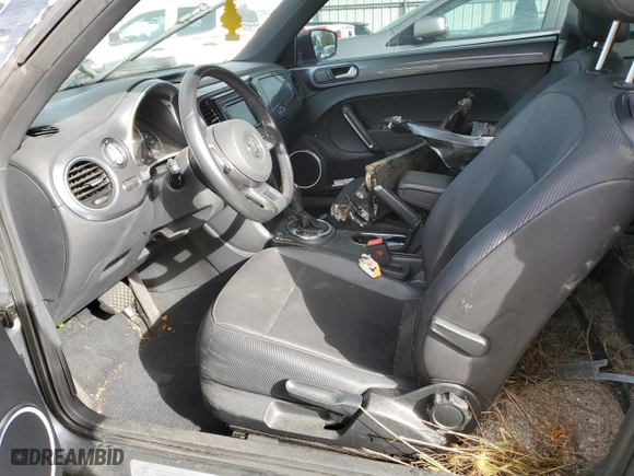 2012 Volkswagen Beetle 2.5L with VIN 3VWJX7AT9CM643253, listed as a Copart auction lot 75491364 with 0 mi miles and Clean Title. Bid and sale history available at carsss.com. Image 7.